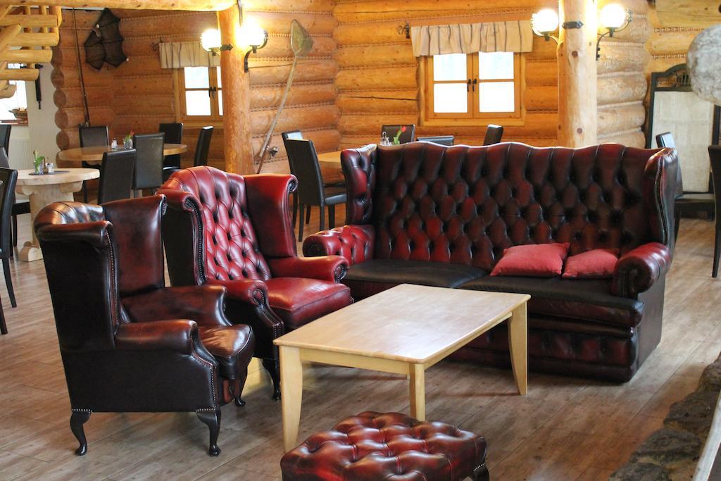 Hotel Rezidence U Jezera à Jeseník Extérieur photo