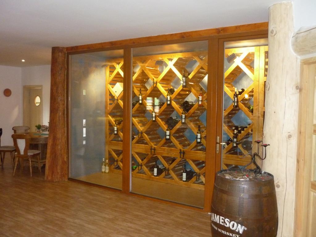 Hotel Rezidence U Jezera à Jeseník Extérieur photo